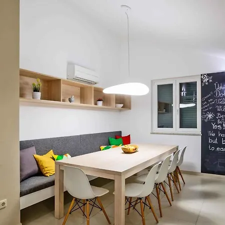 In Vantacici/insel Krk 13135 * فانتاسيسي