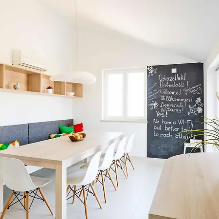 In Vantacici/insel Krk 13135 شقة *